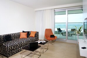 华丽套房, 阳台, 部分海景 | 客房景观