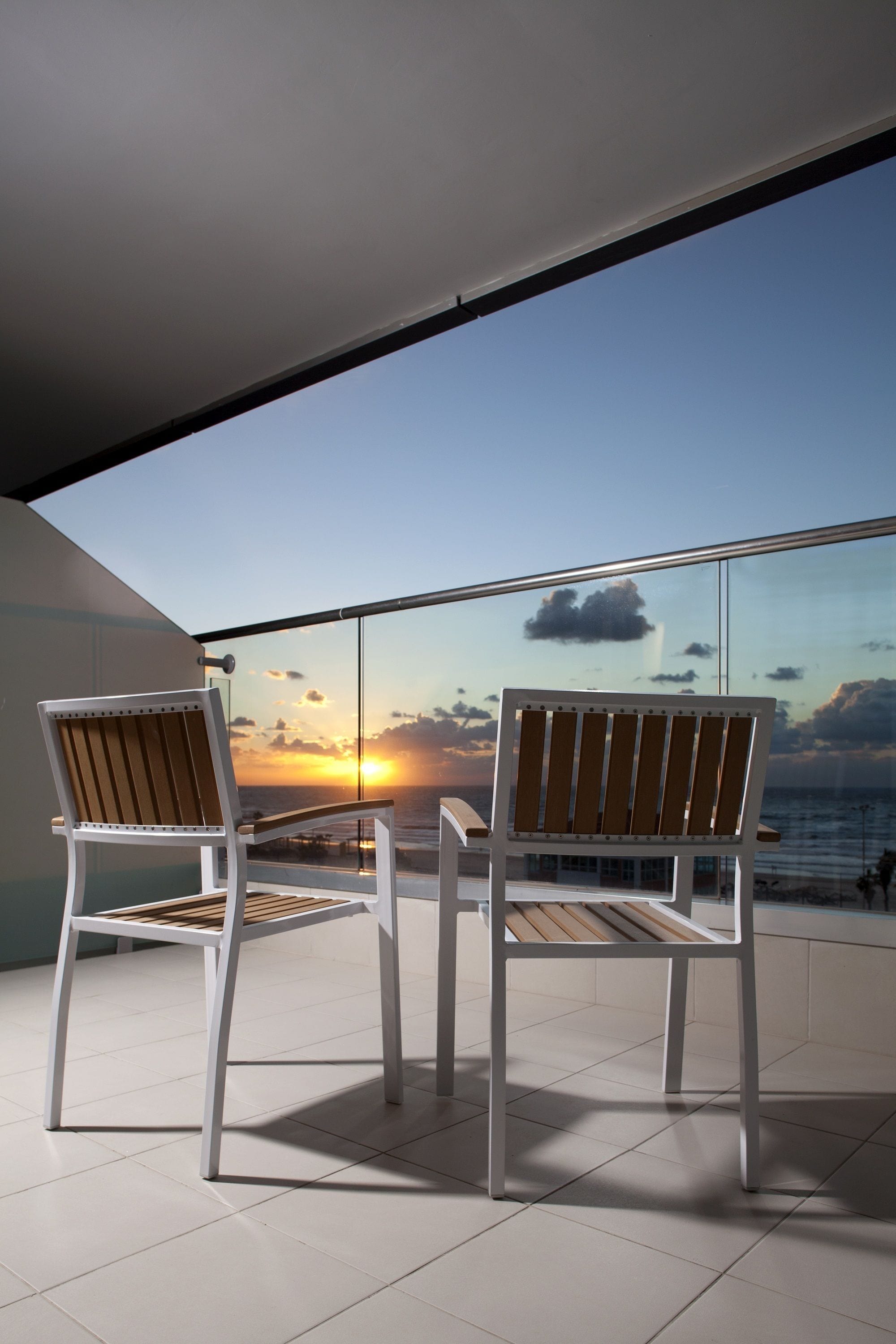 deluxe suite, balcony, partial sea view | balcony