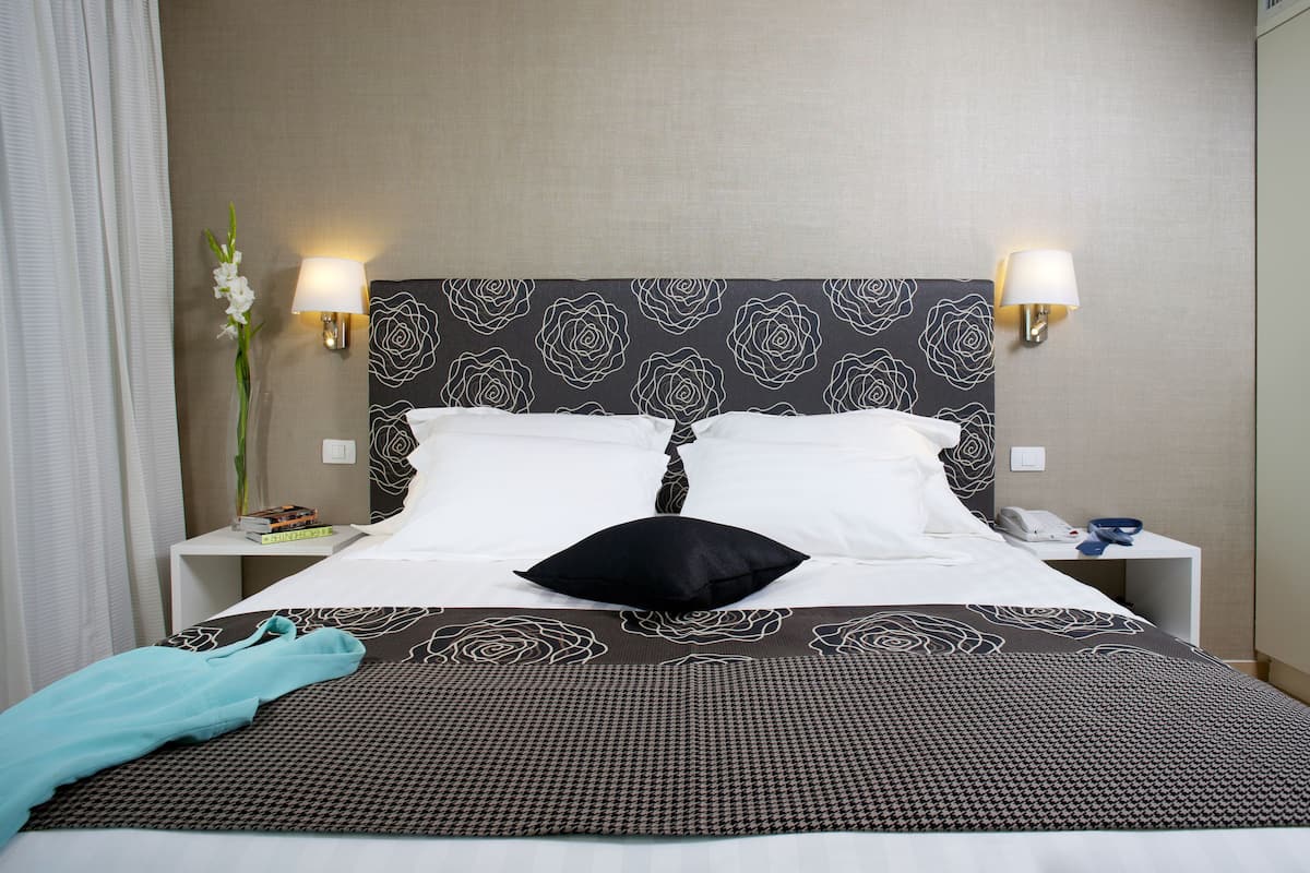 1 habitación, minibar, caja de seguridad en la habitación y wifi gratis