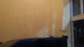 入住/退房自助服務機