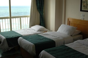 Minibar, desk, soundproofing, free WiFi - Royal Crown Hotel (Alexandria)