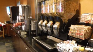 Free daily full breakfast - Wingate by Wyndham Mount Vernon (Mount Vernon)