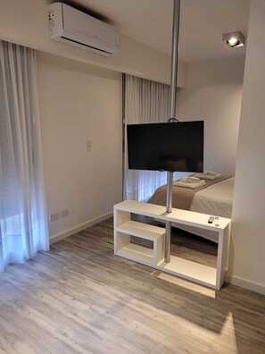 Studio, Terrace | Premium bedding, down comforters, pillowtop beds, in-room safe - Color Botanico (Buenos Aires)