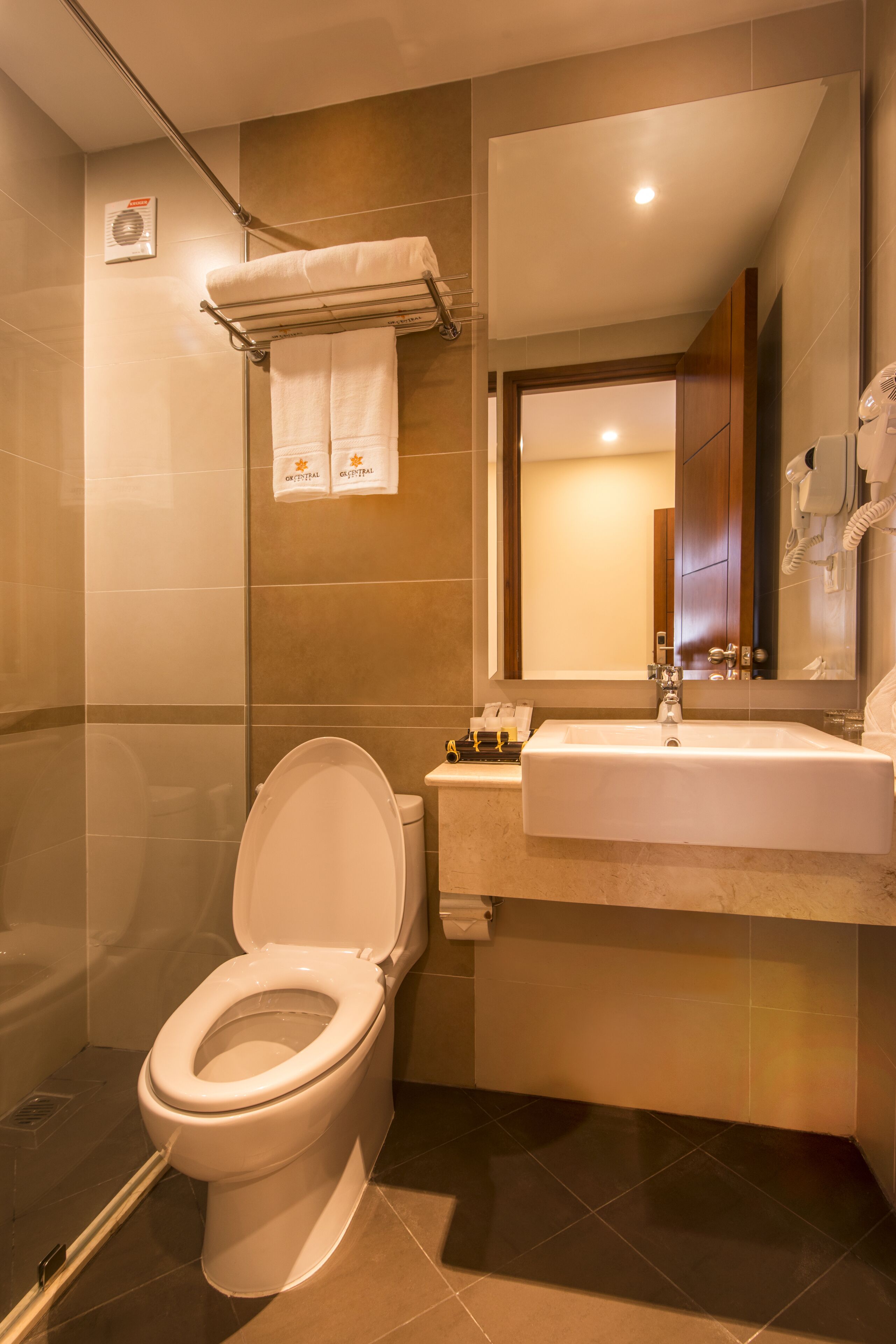 premium twin room | bathroom | free toiletries, hair dryer, slippers, towels