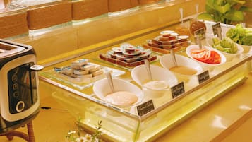 Dagelijks ontbijtbuffet (toeslag)