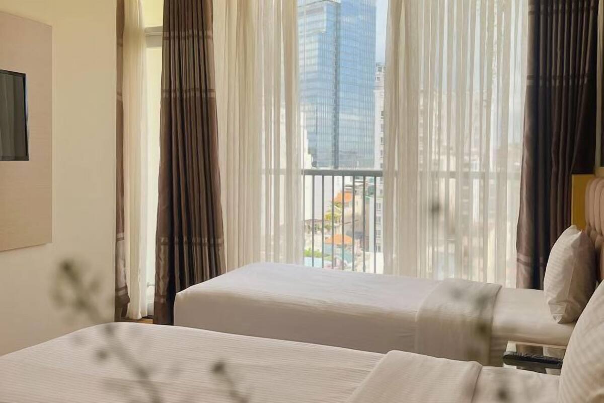 Free minibar items, in-room safe, desk, blackout curtains