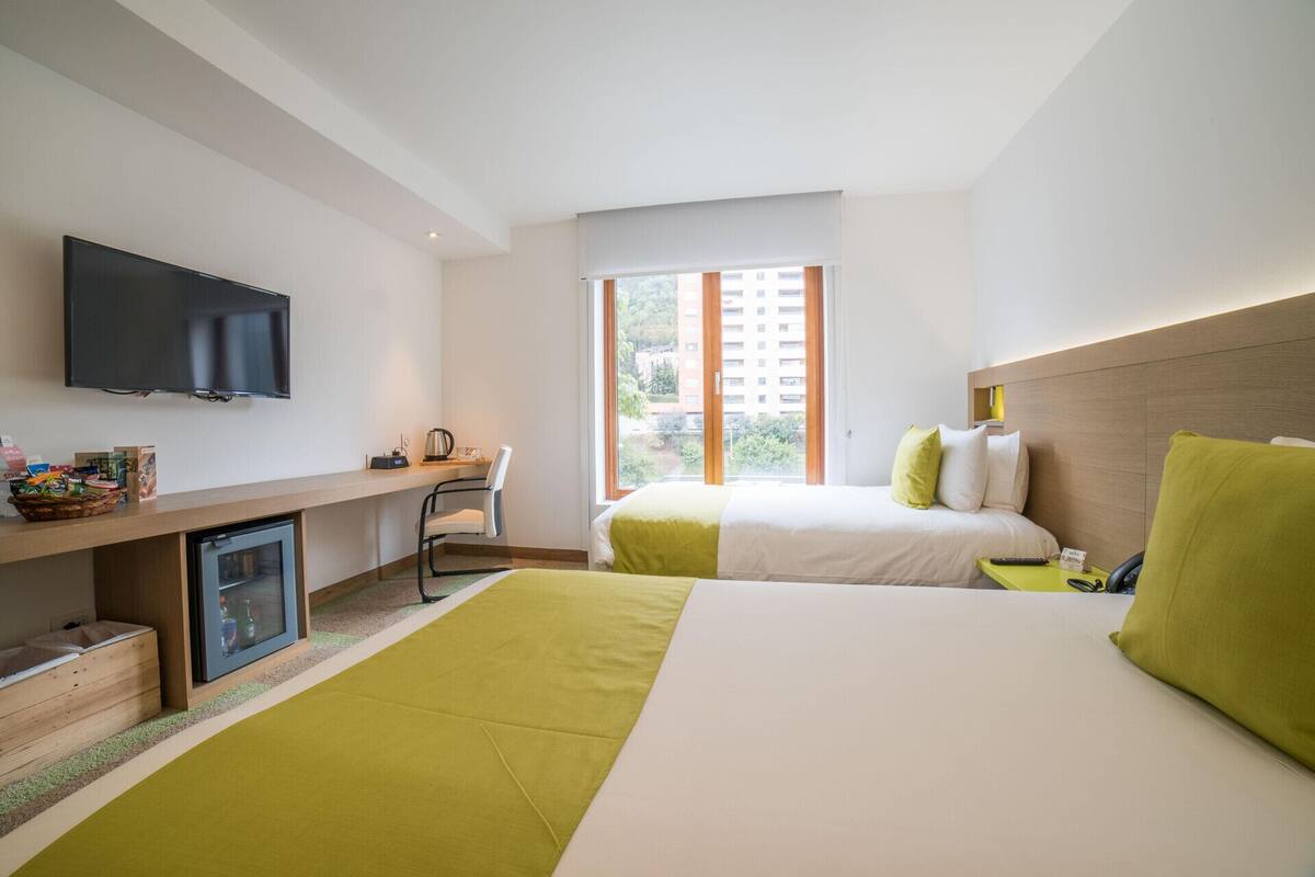 Premium bedding, minibar, in-room safe, desk