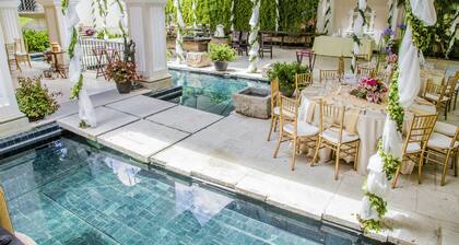 Pensativo House Hotel