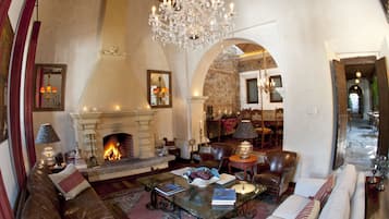 Sala de estar en el lobby