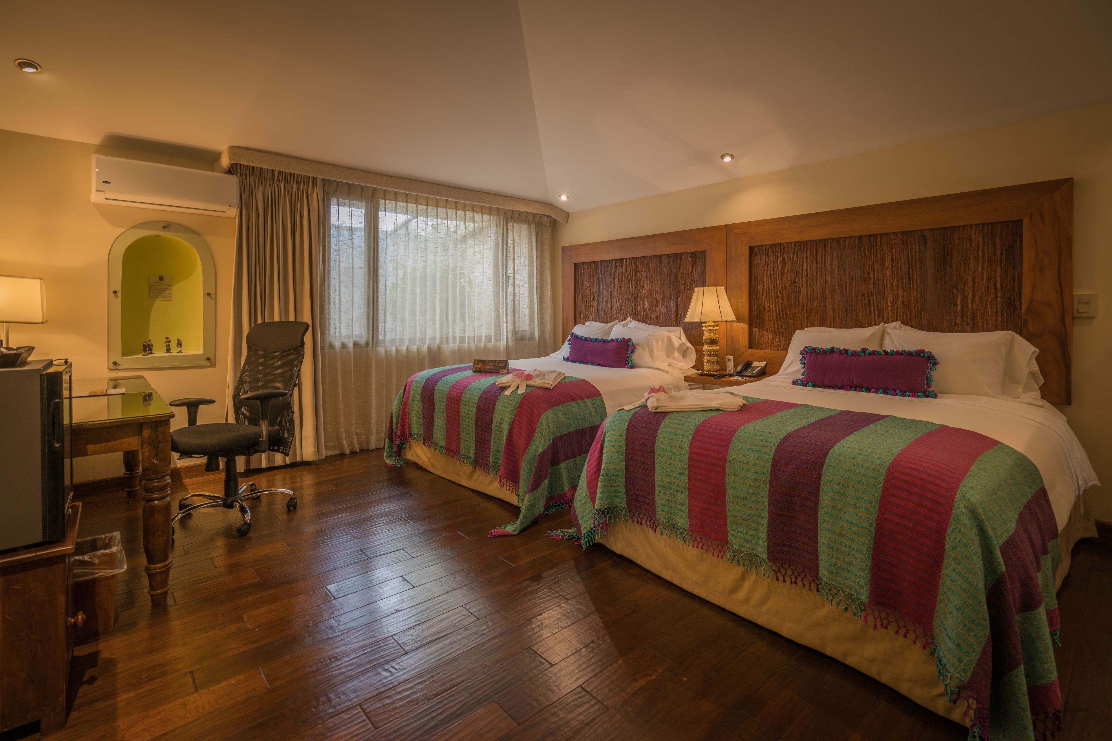 Egyptian cotton sheets, premium bedding, down comforters, pillowtop beds