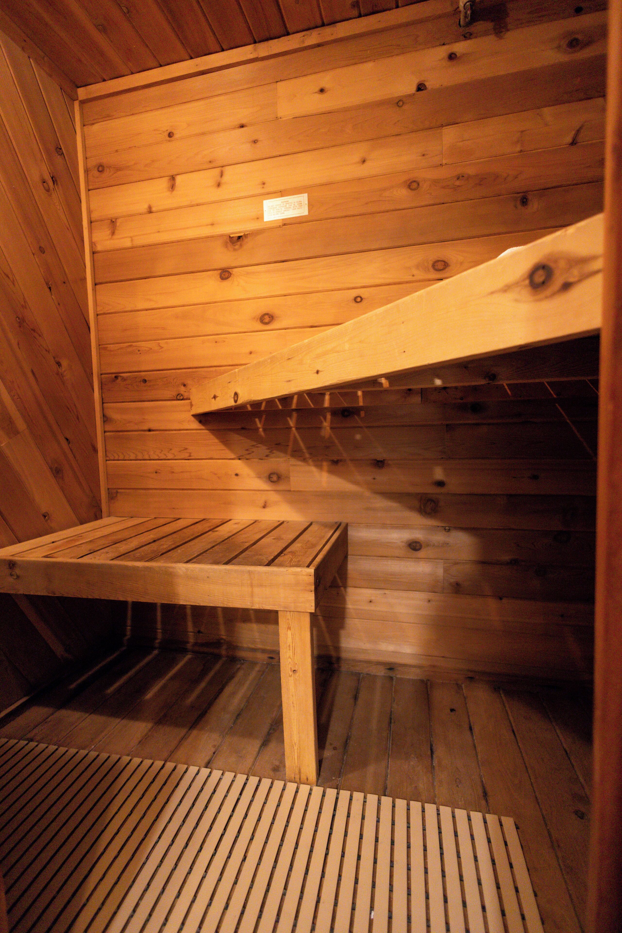 the up north room (2nd floor) | 1 bedroom, egyptian cotton sheets, premium bedding