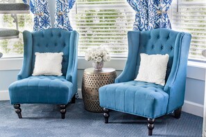 The Sunflower Room | Seprai katun Mesir, seprai premium, dan didekorasi berbeda-beda