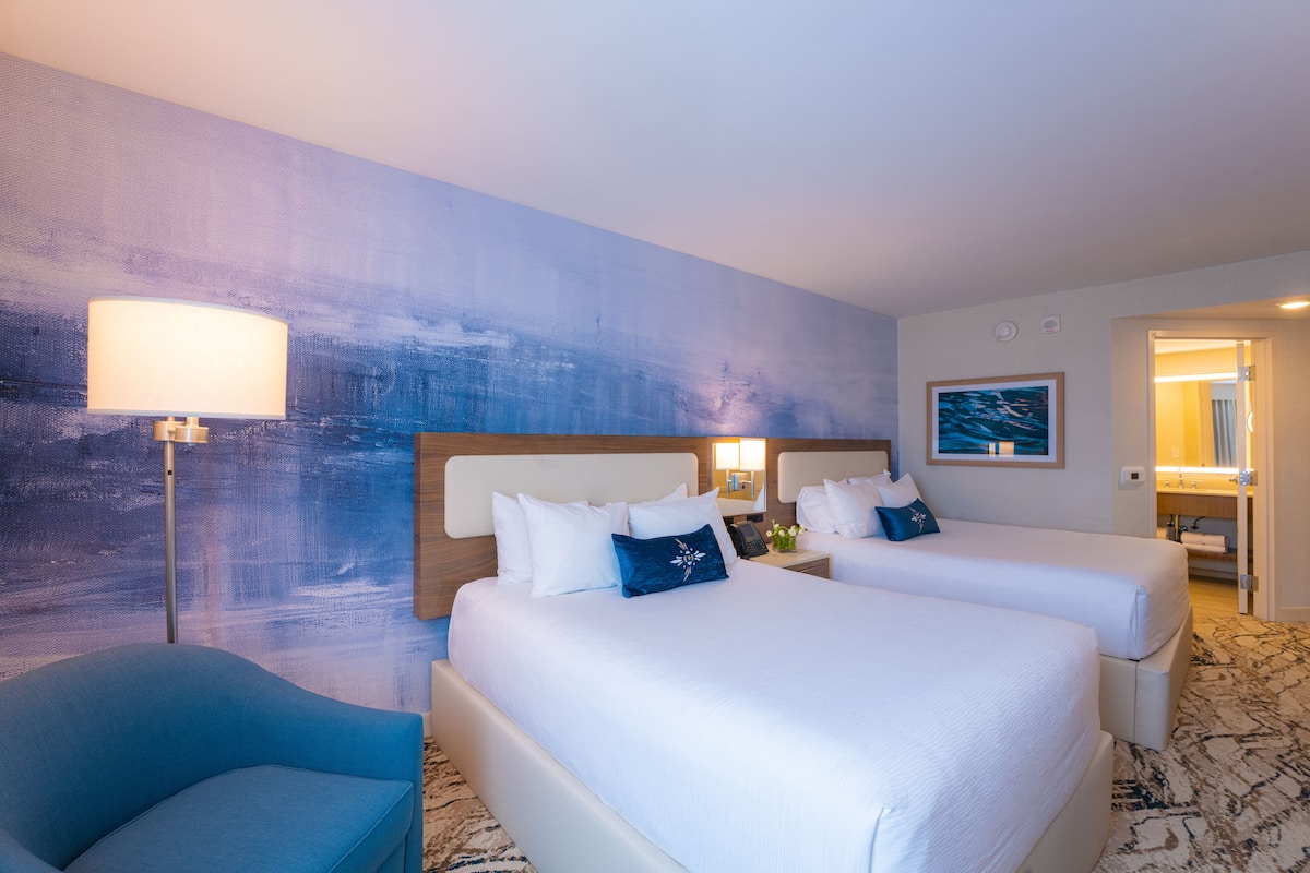 1 bedroom, premium bedding, pillowtop beds, in-room safe