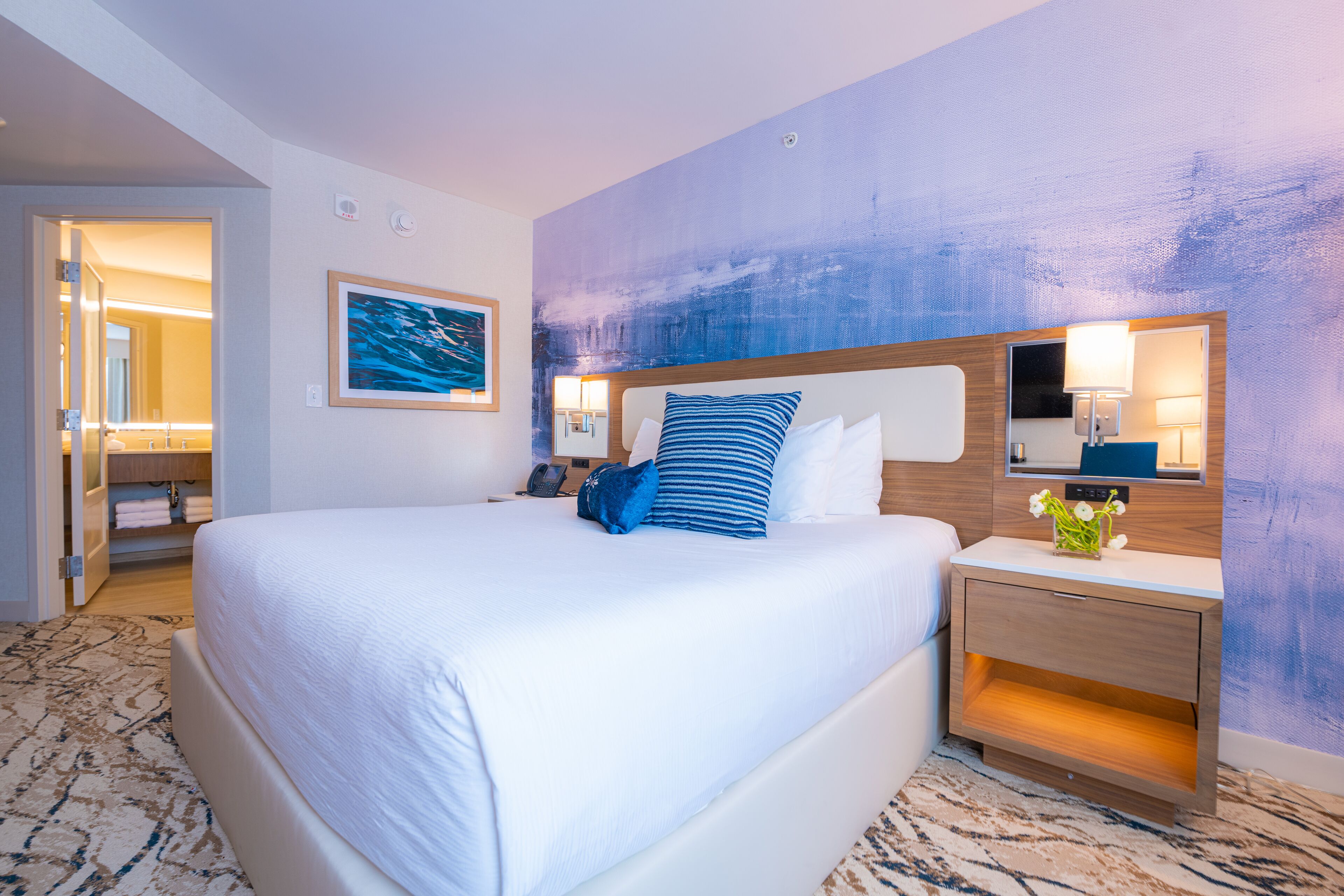 Premium bedding, pillowtop beds, in-room safe, desk