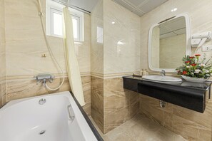 Vasca da bagno a immersione totale, soffione a pioggia, asciugacapelli