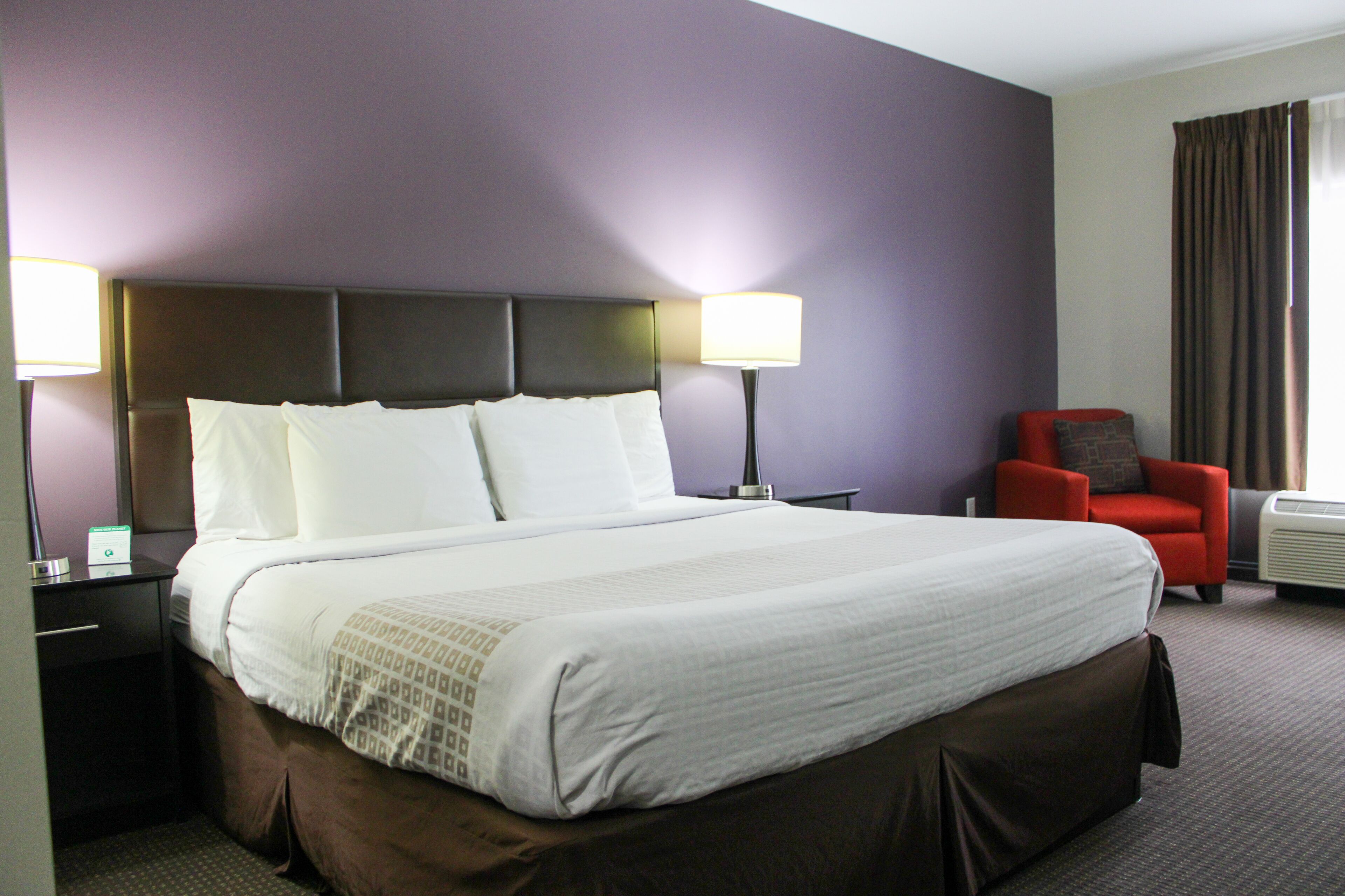 premium bedding, tempur-pedic beds, desk, blackout curtains