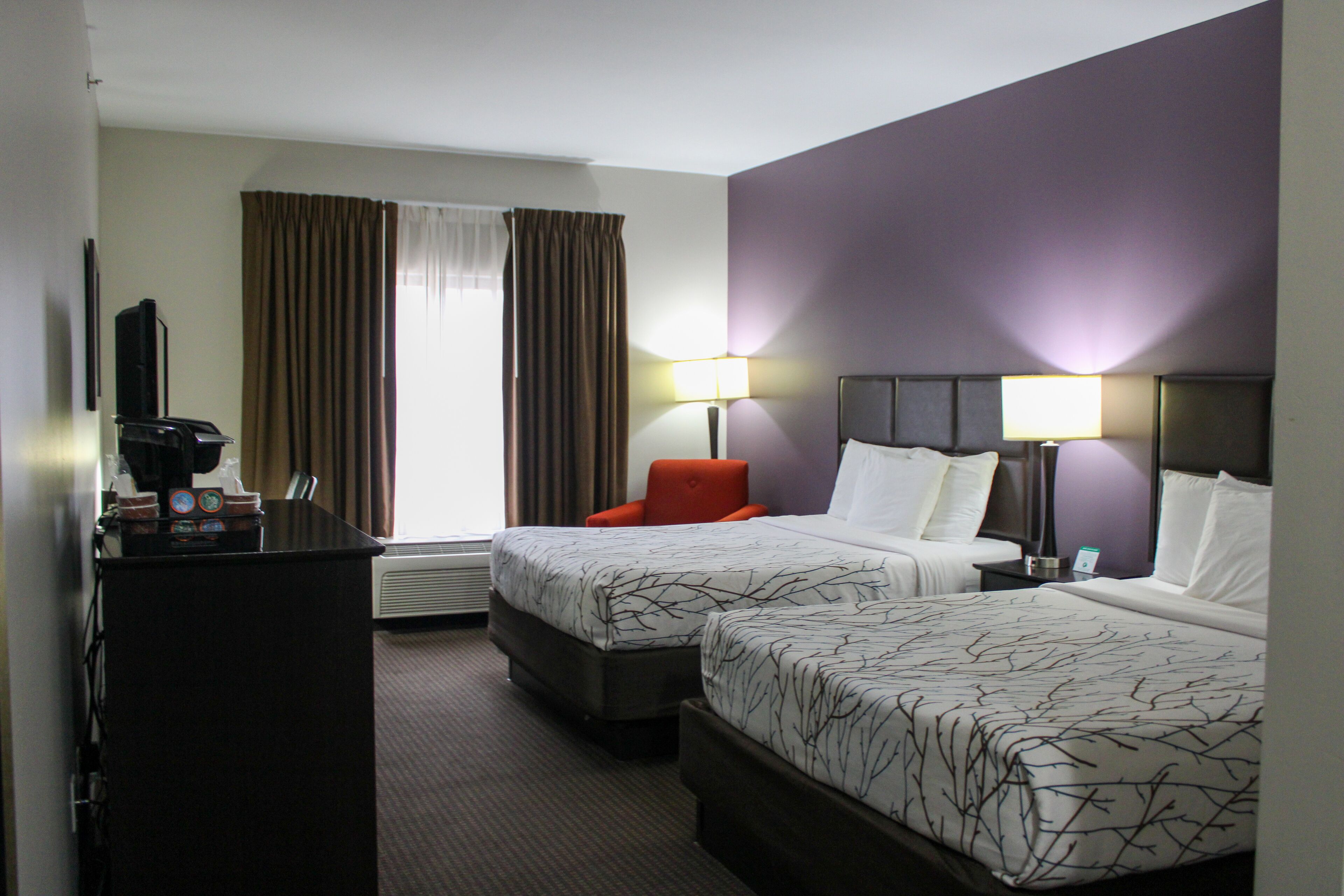 premium bedding, tempur-pedic beds, desk, blackout curtains