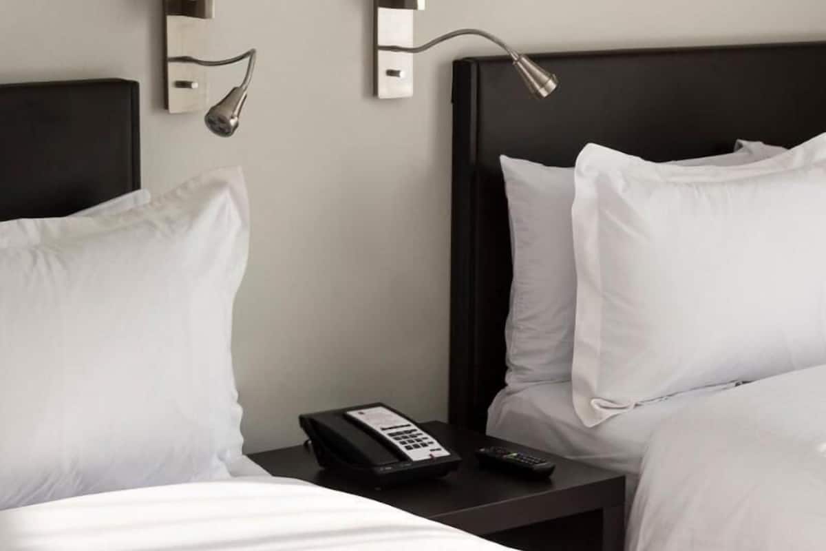 Coffres-forts dans les chambres, bureau