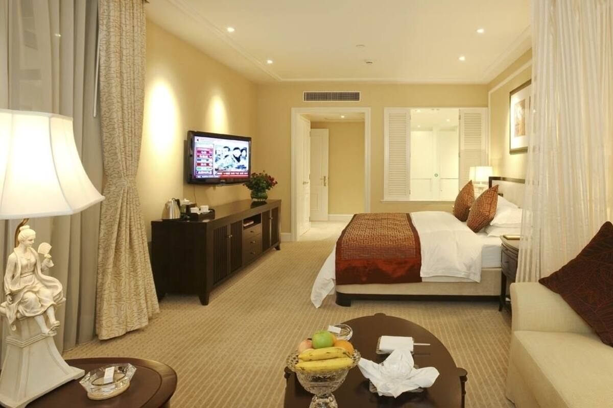 Deluxe Mountain View Room