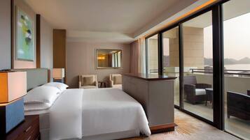 總統套房, 2 間臥室, 露台 | 迷你吧、房內夾萬、書桌、遮光窗簾/窗簾