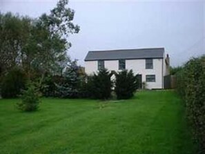 Exterior - The Woodlands (Ely)