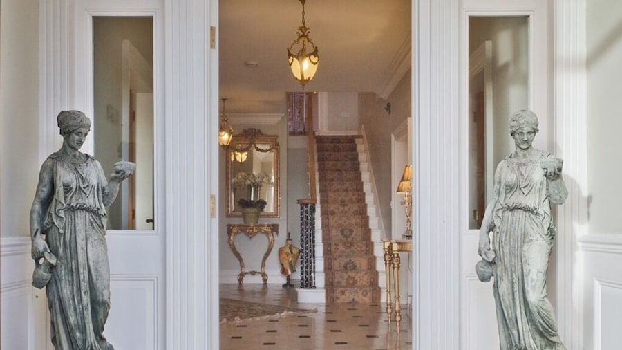 West Longridge Manor B&B