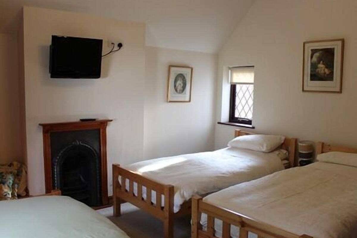 Triple Room, Ensuite (Fillongley)