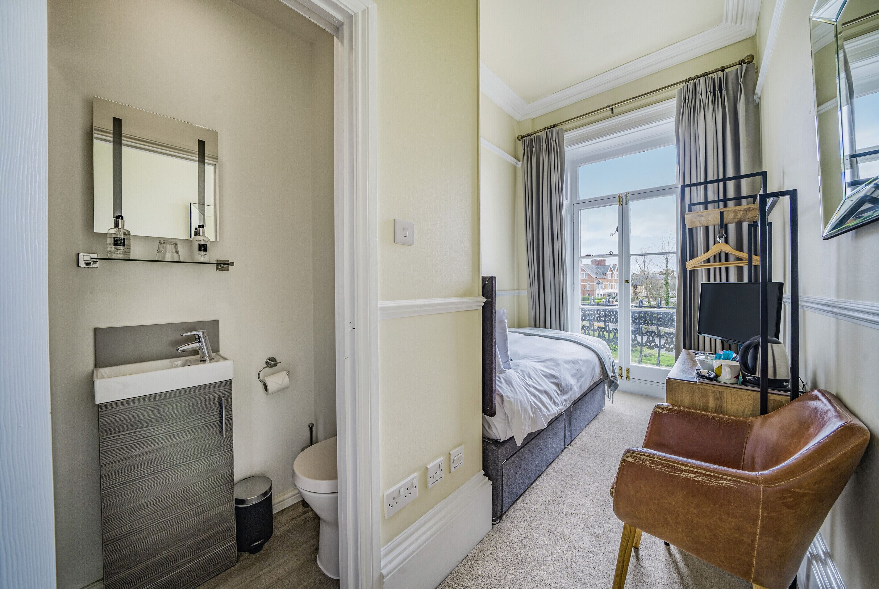 Standaard eenpersoonskamer, en-suite badkamer (Room 6)