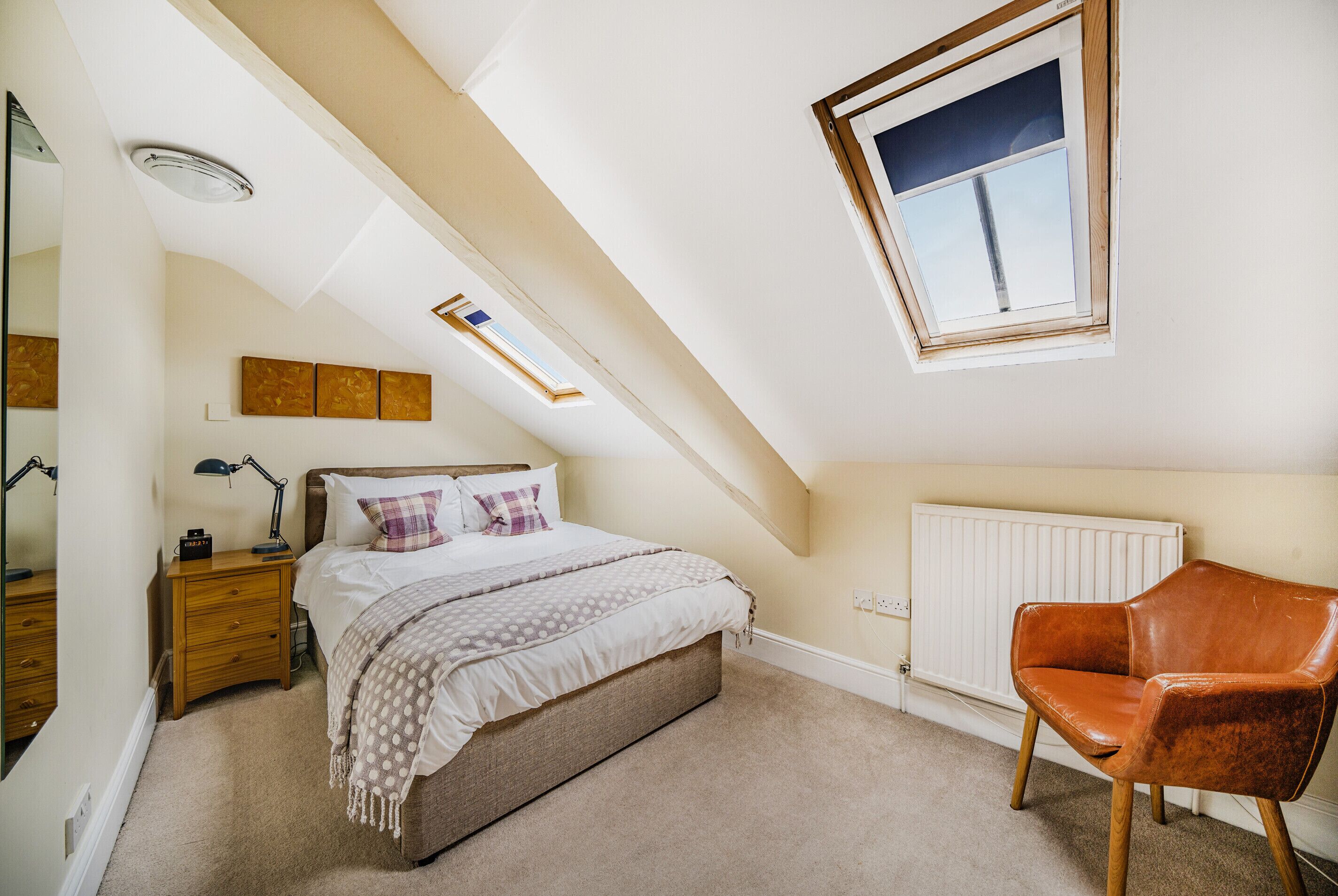 Tweepersoonskamer, en-suite badkamer (Attic - Room 12)