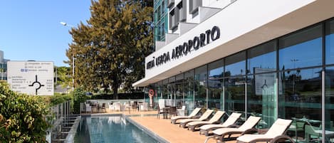 Indoor pool, seasonal outdoor pool