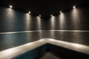 Sauna, hot tub, Turkish bath/hammam, body treatments, hydrotherapy