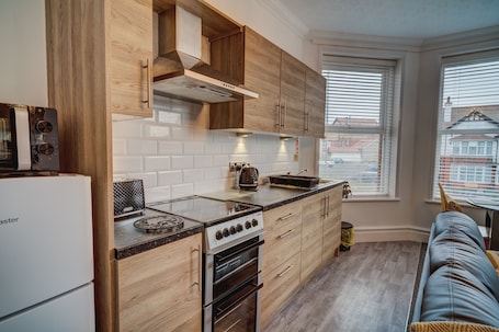 双床房, 独立浴室, 部分海景 | 私人厨房