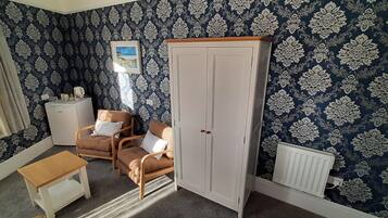 Camera doppia, bagno in camera ( Large Super King) | Con stile personalizzato, Wi-Fi gratuito