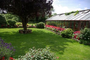 Standard Twin Room, Ensuite | Garden - Double-gate Farm (Wells)