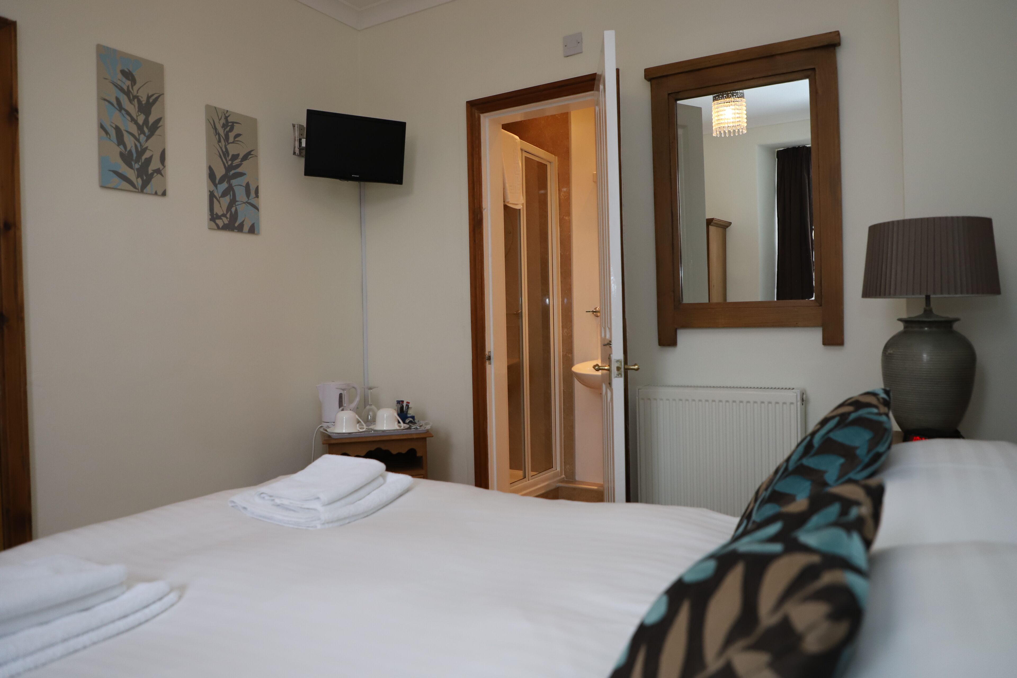 Standard Double Room, Ensuite