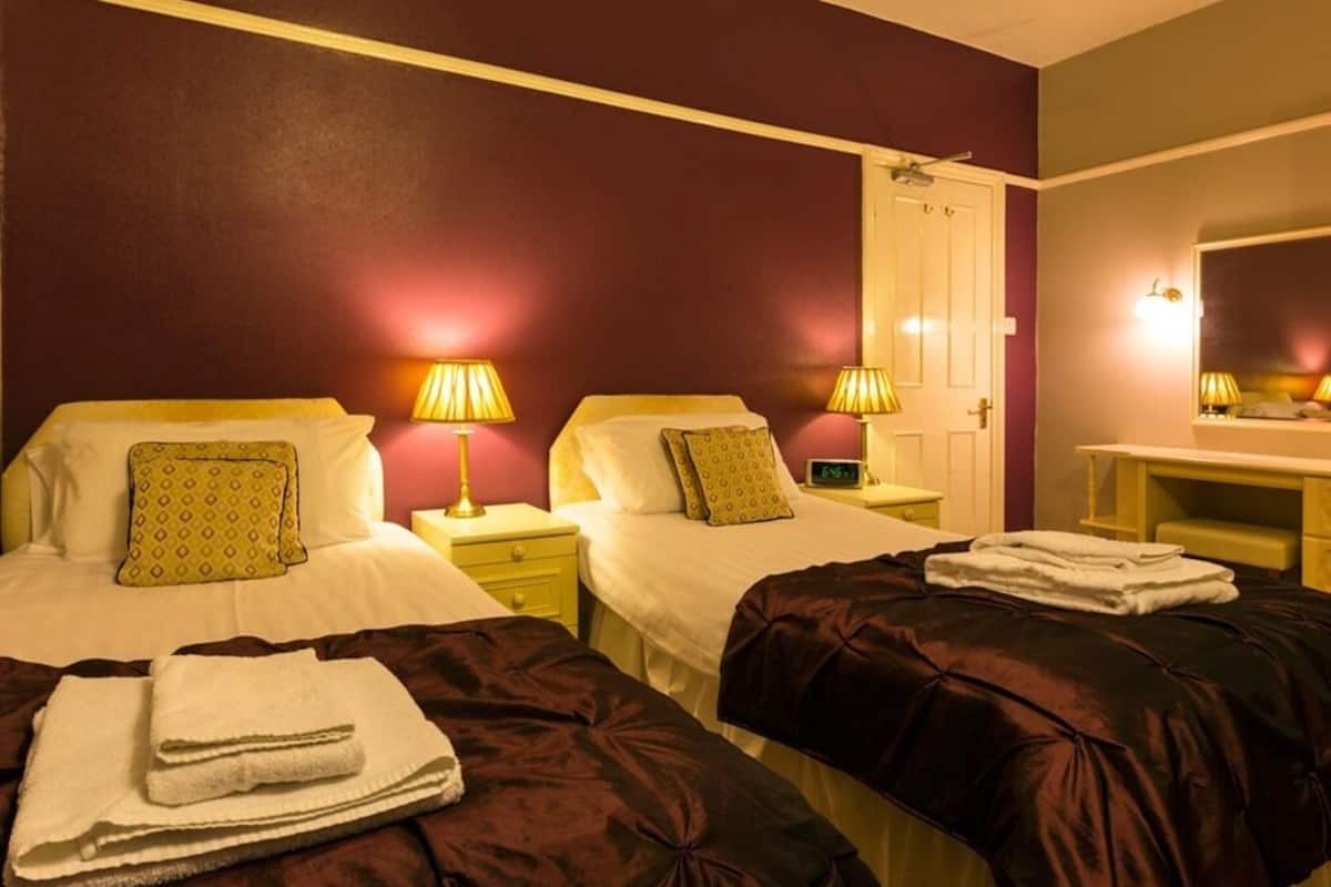Kamer, 1 twee- of 2 eenpersoonsbedden, en-suite badkamer (Superking ) | 1 slaapkamer