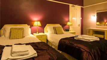 Chambre Double ou avec lits jumeaux, salle de bains attenante (Superking )