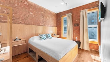 Chambre Double Exclusive, 1 grand lit, salle de bains commune | Draps en coton égyptien, literie de qualité supérieure