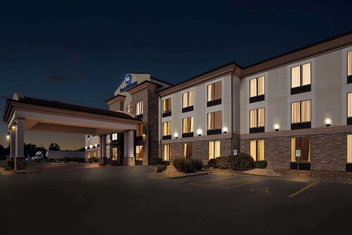 Best Western St. Louis Airport North Hotel & Suites