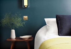 Double Room | In-room safe, free WiFi, bed sheets - Hôtel Henriette (Paris)