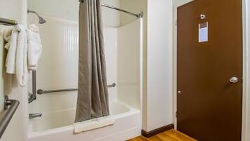 Kamar mandi difabel
