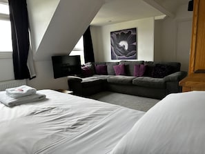 Single Room, Ensuite (Single Suite)