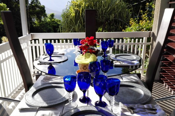 Free daily local cuisine breakfast