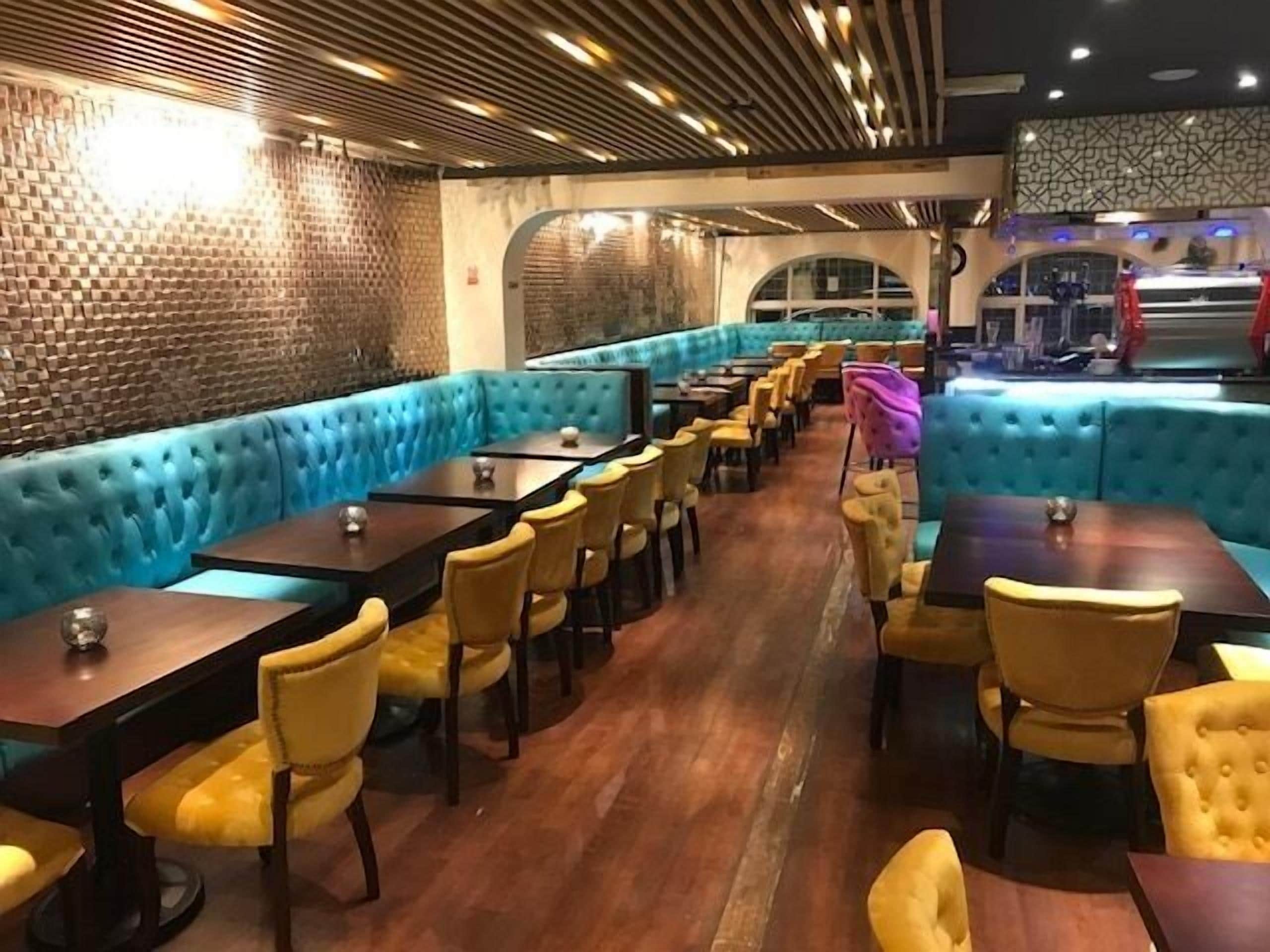 Photo - Heathrow Inn Hotel