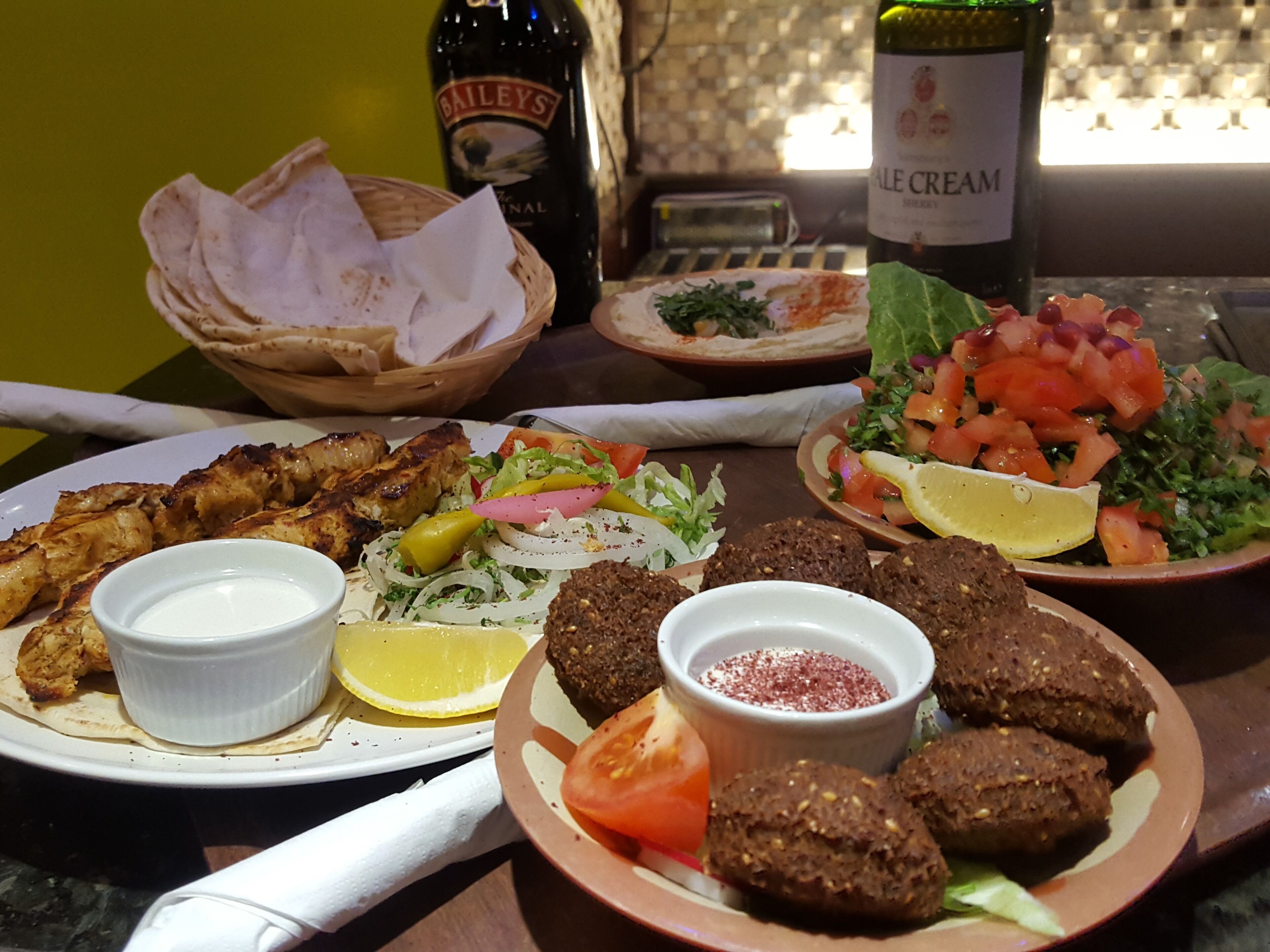 Photo - Heathrow Inn Hotel