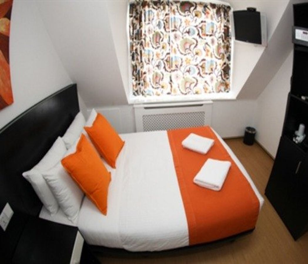 Foto - Heathrow Inn Hotel