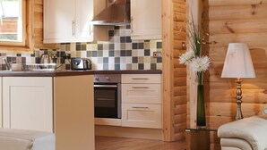 3 Bedroom Lodge with Hot TUB | 전용 주방 | 대용량 냉장고, 전자레인지, 오븐, 쿡탑
