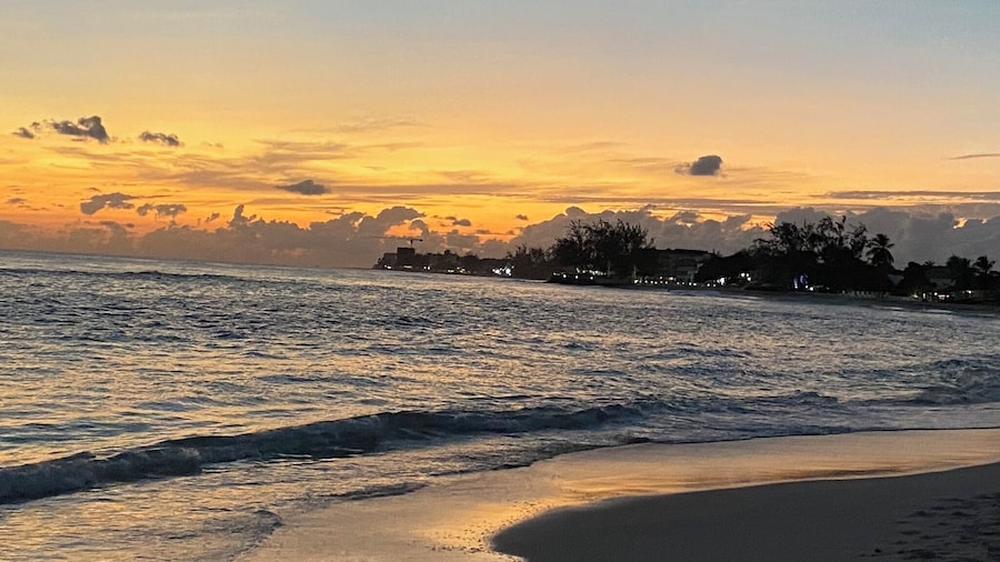 Barbados Chi Guest House