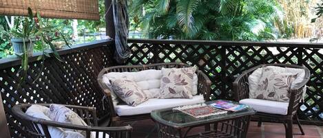 The Mussaenda Apartment | Terrace/patio