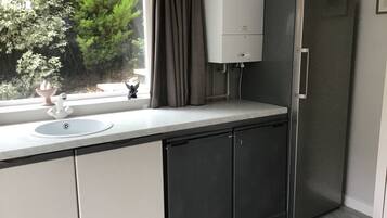 Luxury Double Room, Ensuite (Garden room kitchenette) | 1 bedroom, WiFi
